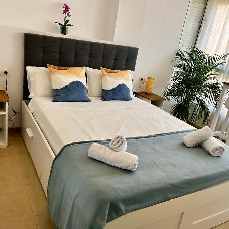 Small Apartament By The Sea Málaga Eksteriør bilde